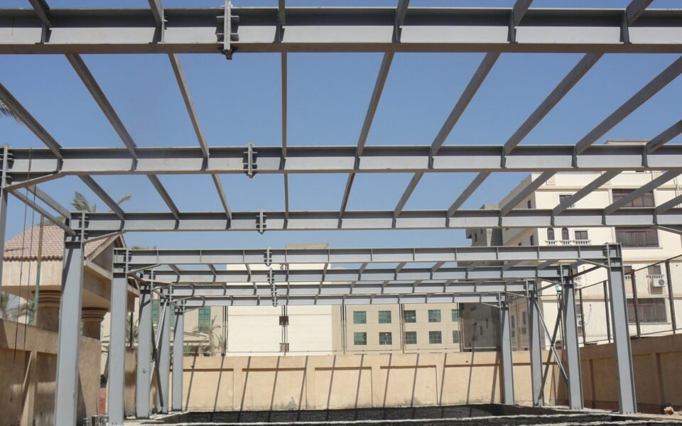 ستديو الجامعة الحديثة